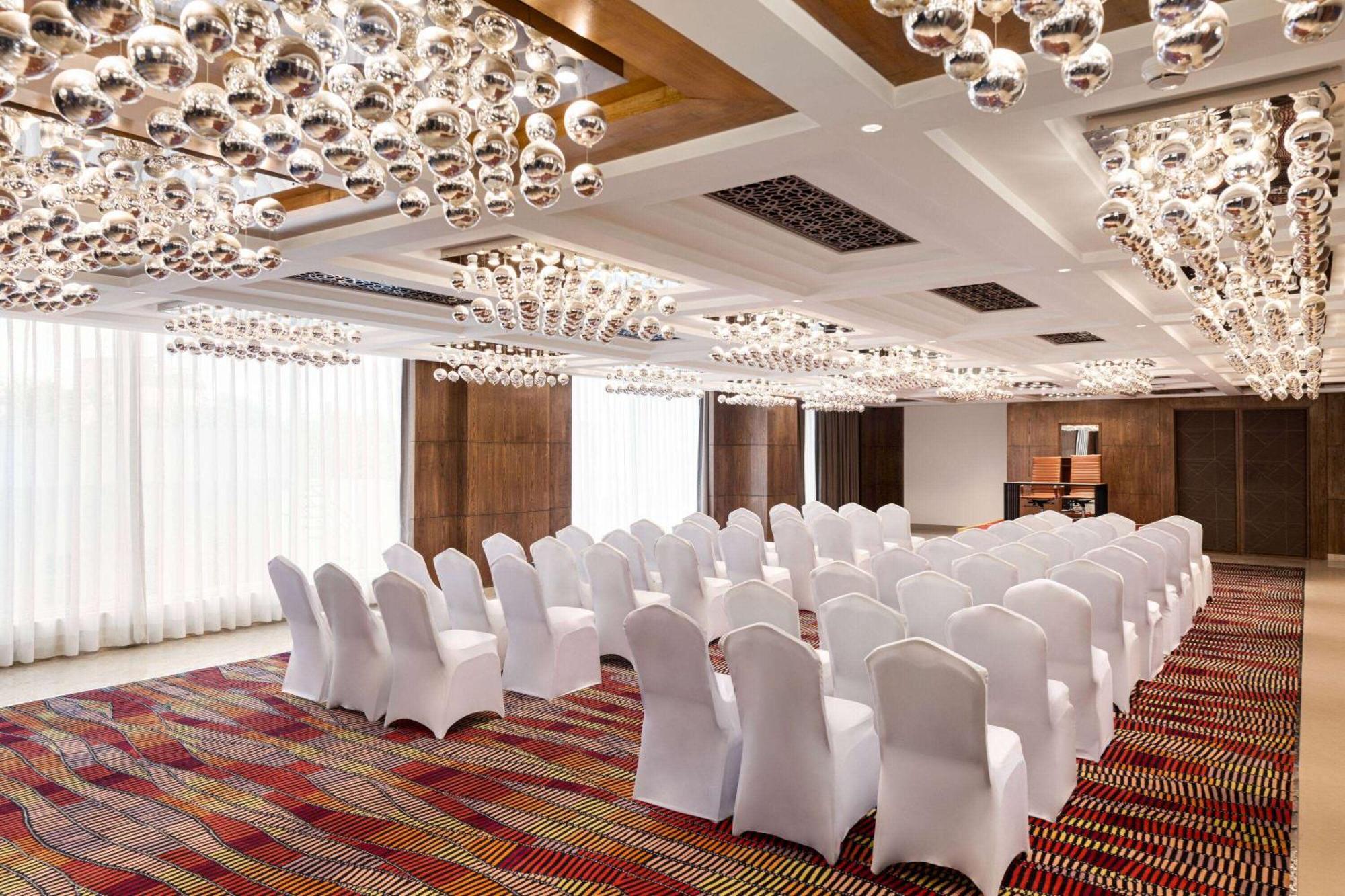 Ramada By Wyndham Gorakhpur Gorakhnath Mandir Road Hotel Екстериор снимка